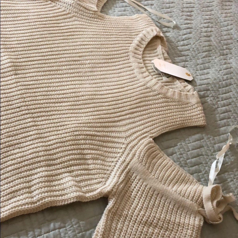 SALE! OATMEAL COLD SHOULDER BELL SLEEVE SWEATER - Picture 5 of 6